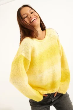 Pull VAHE UTOPIA-Banana Moon Clearance